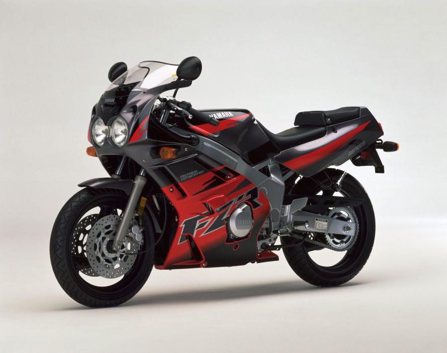 Yamaha FZR600